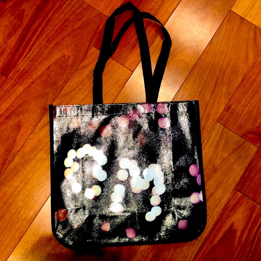 🍋LULULEMON limited edition “Om” Shopping Tote